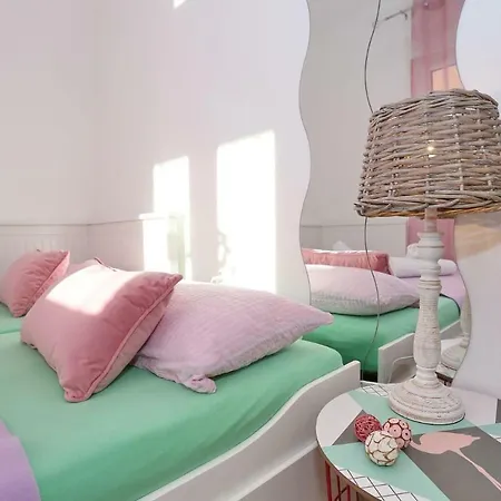 Nivel Apartmán Vir
