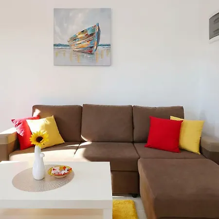 Nivel Apartment *