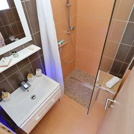 Apartment Nivel