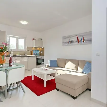 Nivel Apartment *