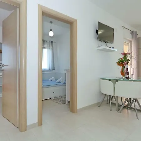 Apartment Nivel Vir