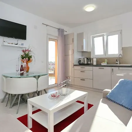 Nivel Apartman Vir